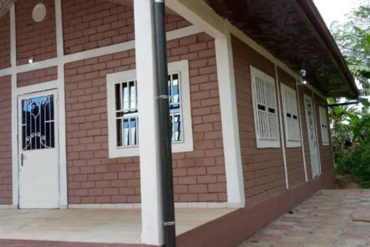 Lena Real Estate - BRIQUES DE TERRE STABILISEES